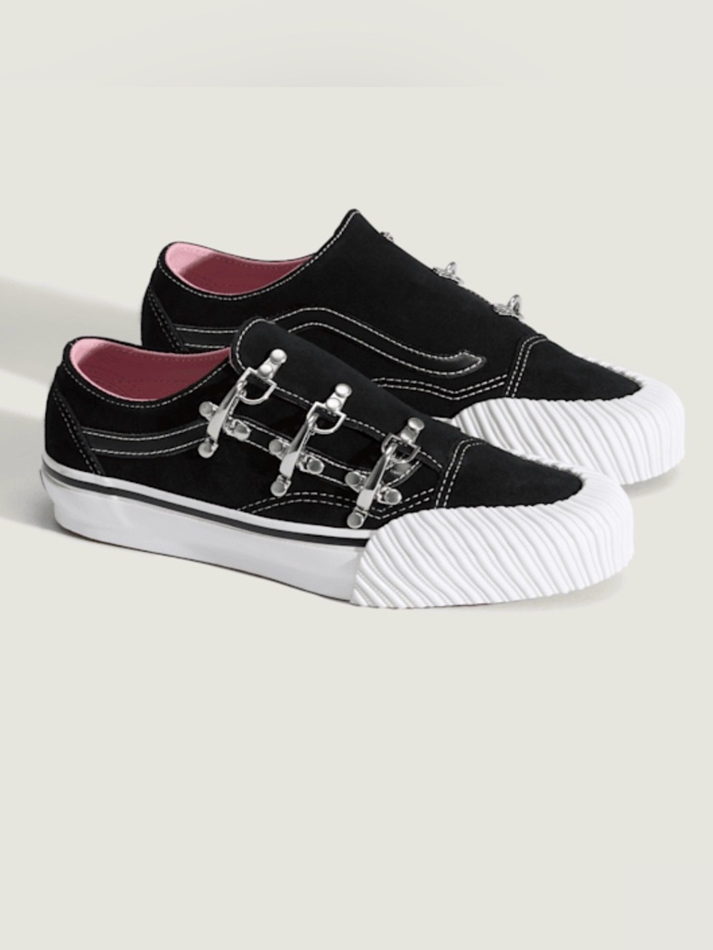 Vans Premium Old Skool Wrap
Karina Shoe